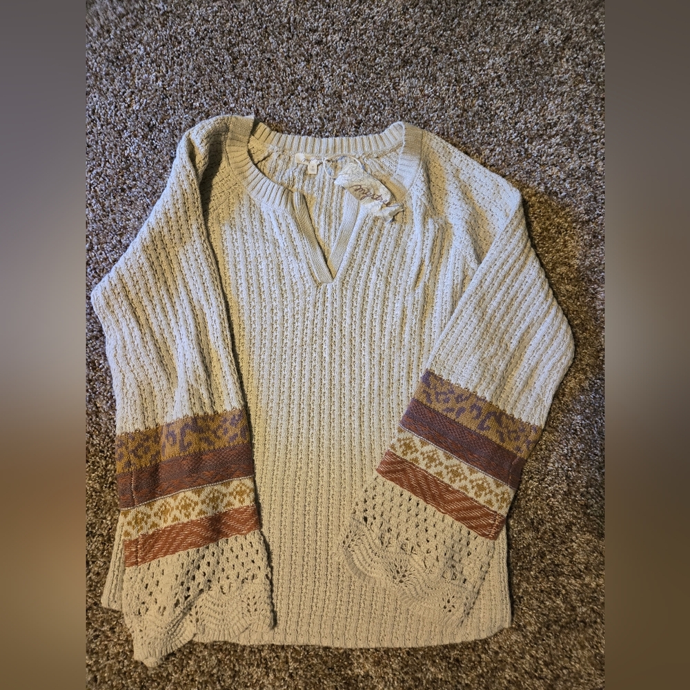 Mystree size m sweater